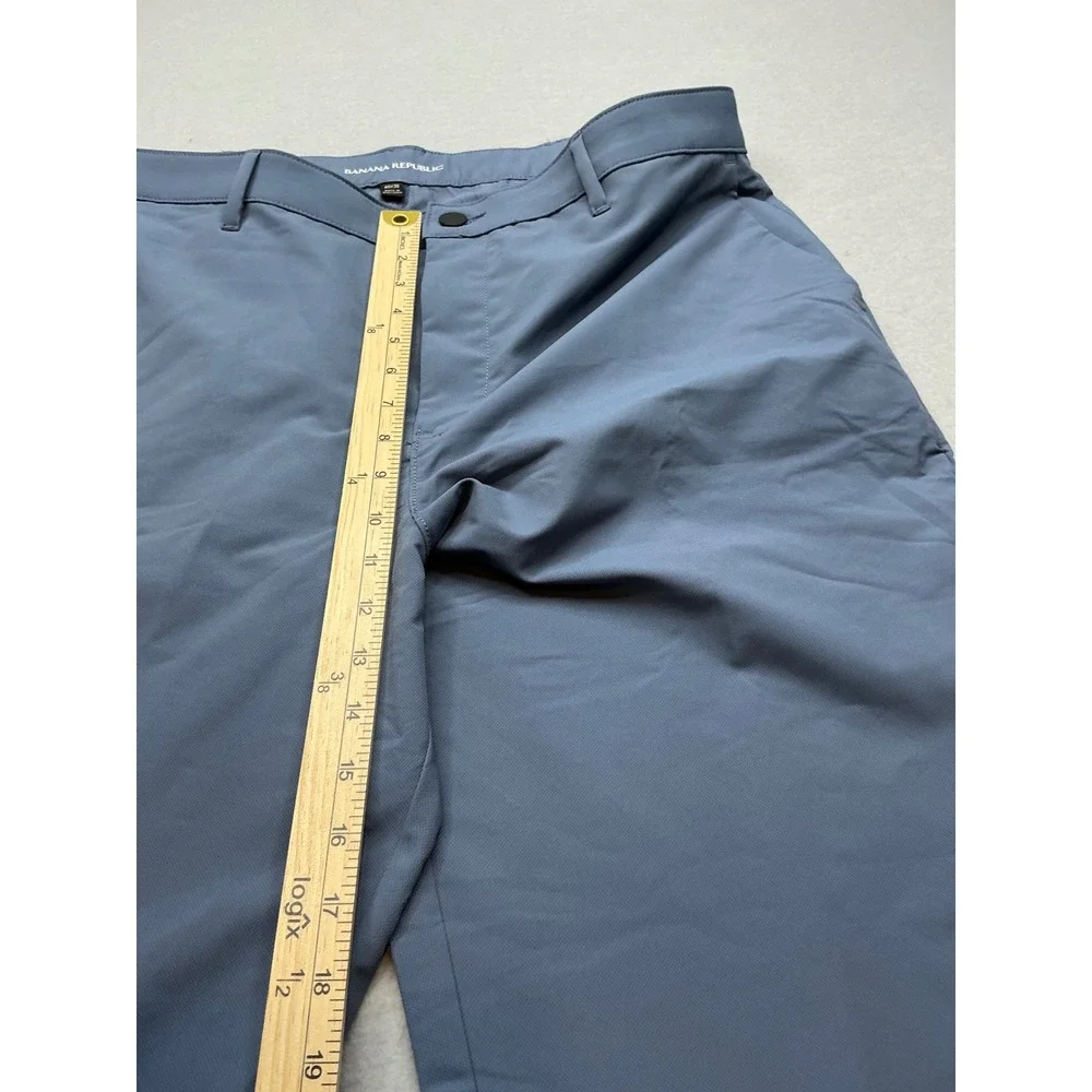 Banana Republic Performance Pants Blue Gray 40x30 Straight Leg Polyester‎ Chino
